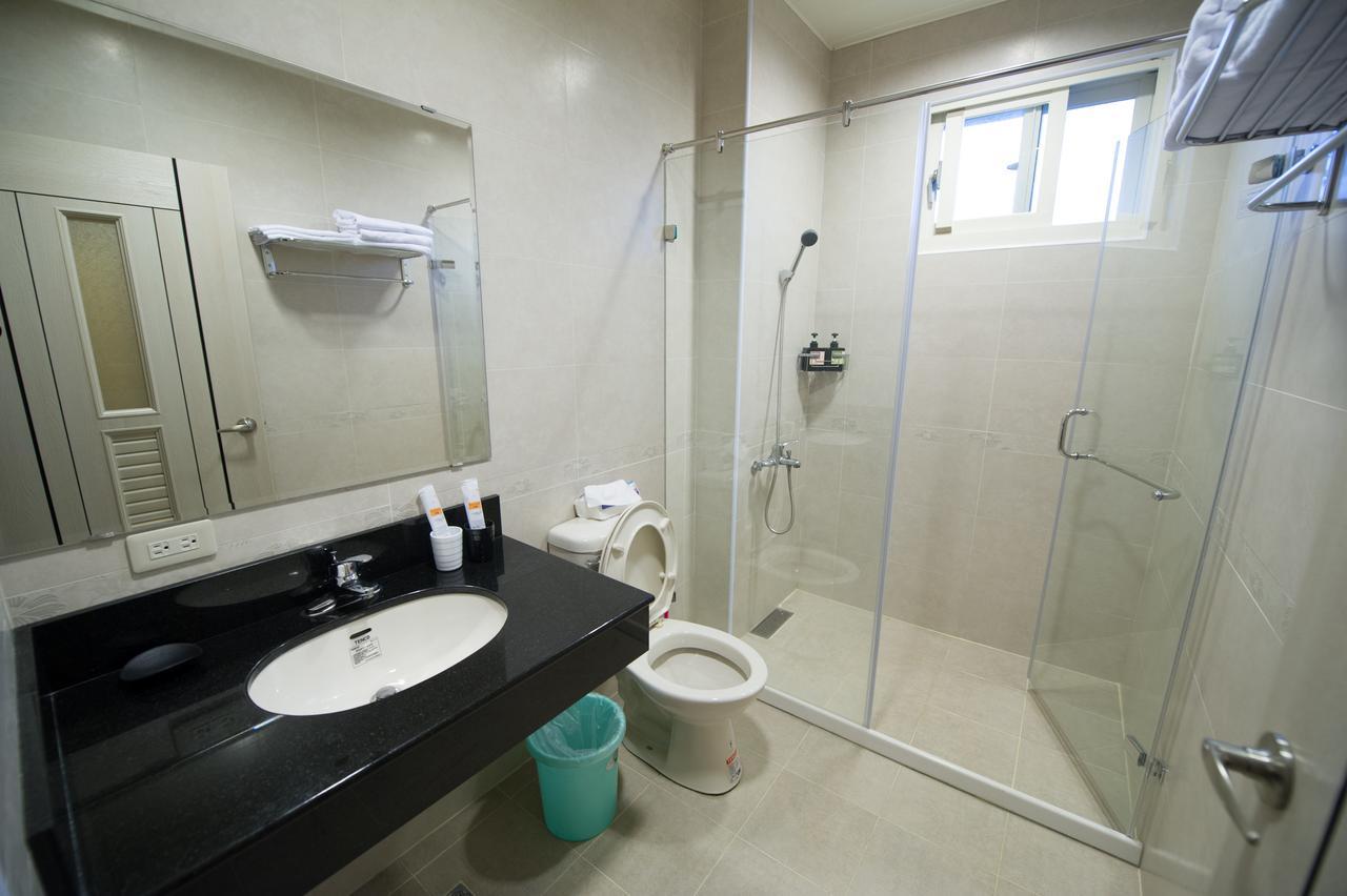 Shan Bian 52 Homestay Fengshan  Exterior foto
